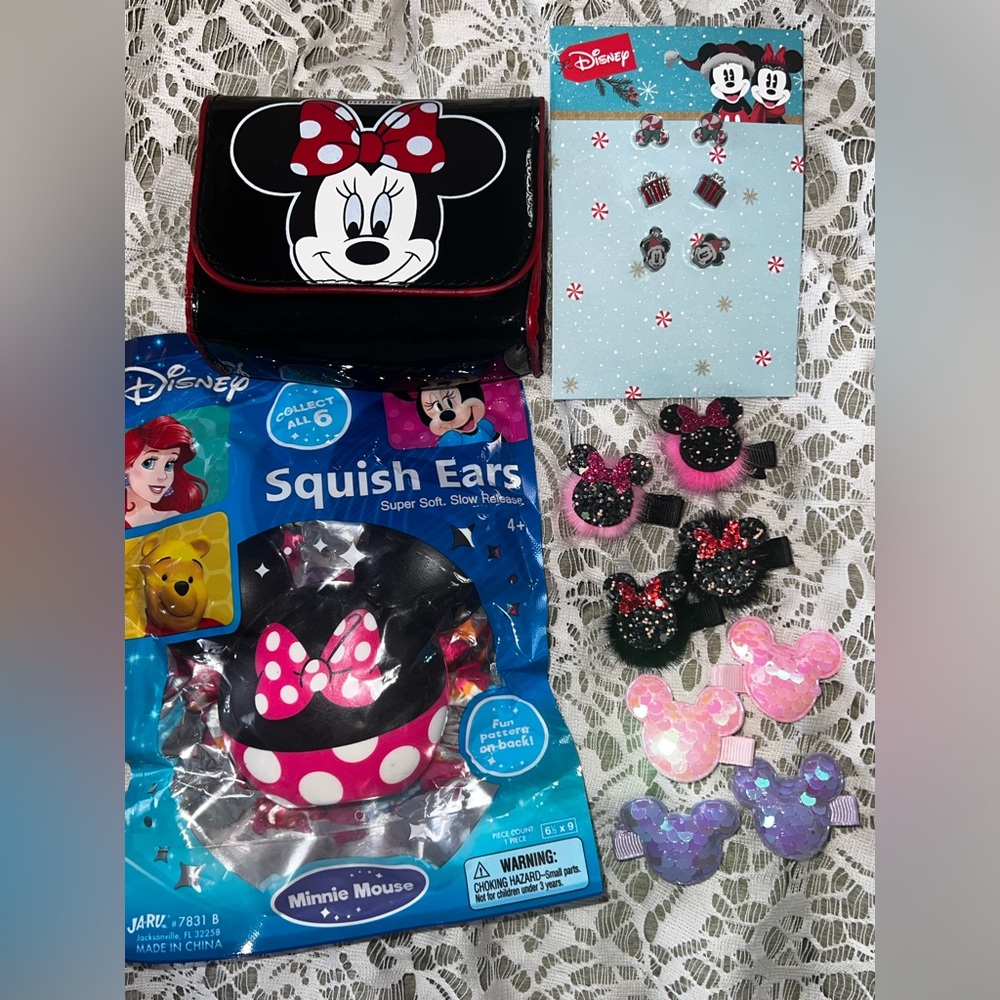 Disney Minnie Mouse stocking Stuffer Christmas bundle